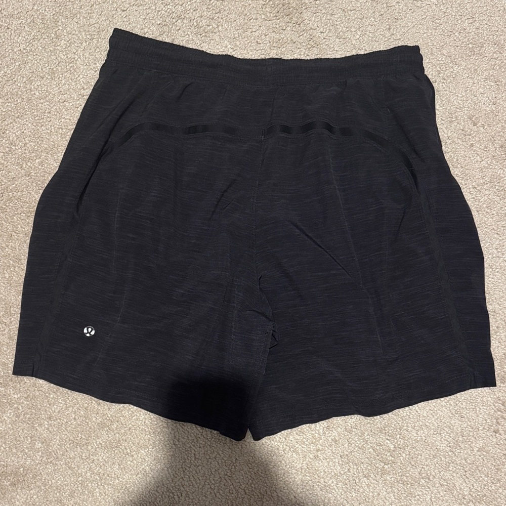 lululemon athletica Black Pace breaker 7” Men's Athletic Shorts